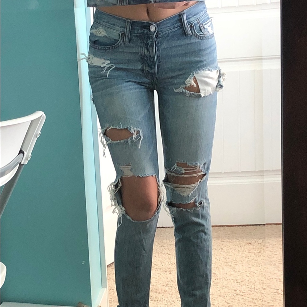American Eagle vintage high rise jeans
